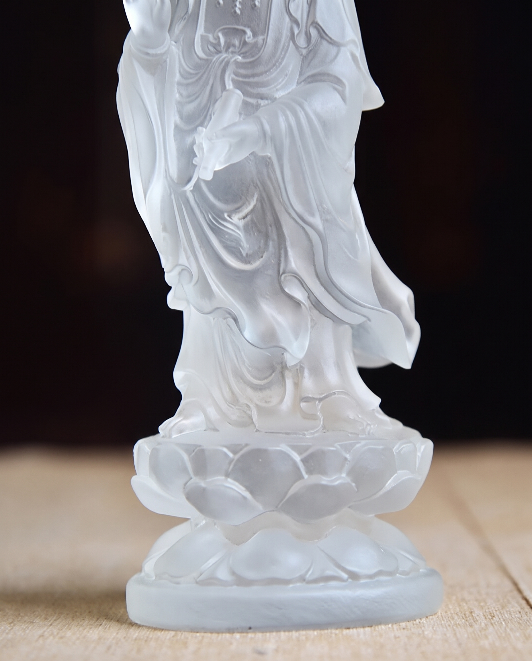Resin Guan Yin Statue photo 4