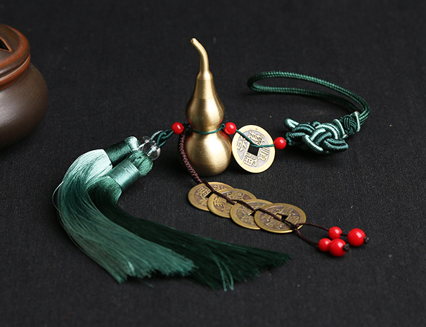 Hulu Charm with Five Emperor Coins